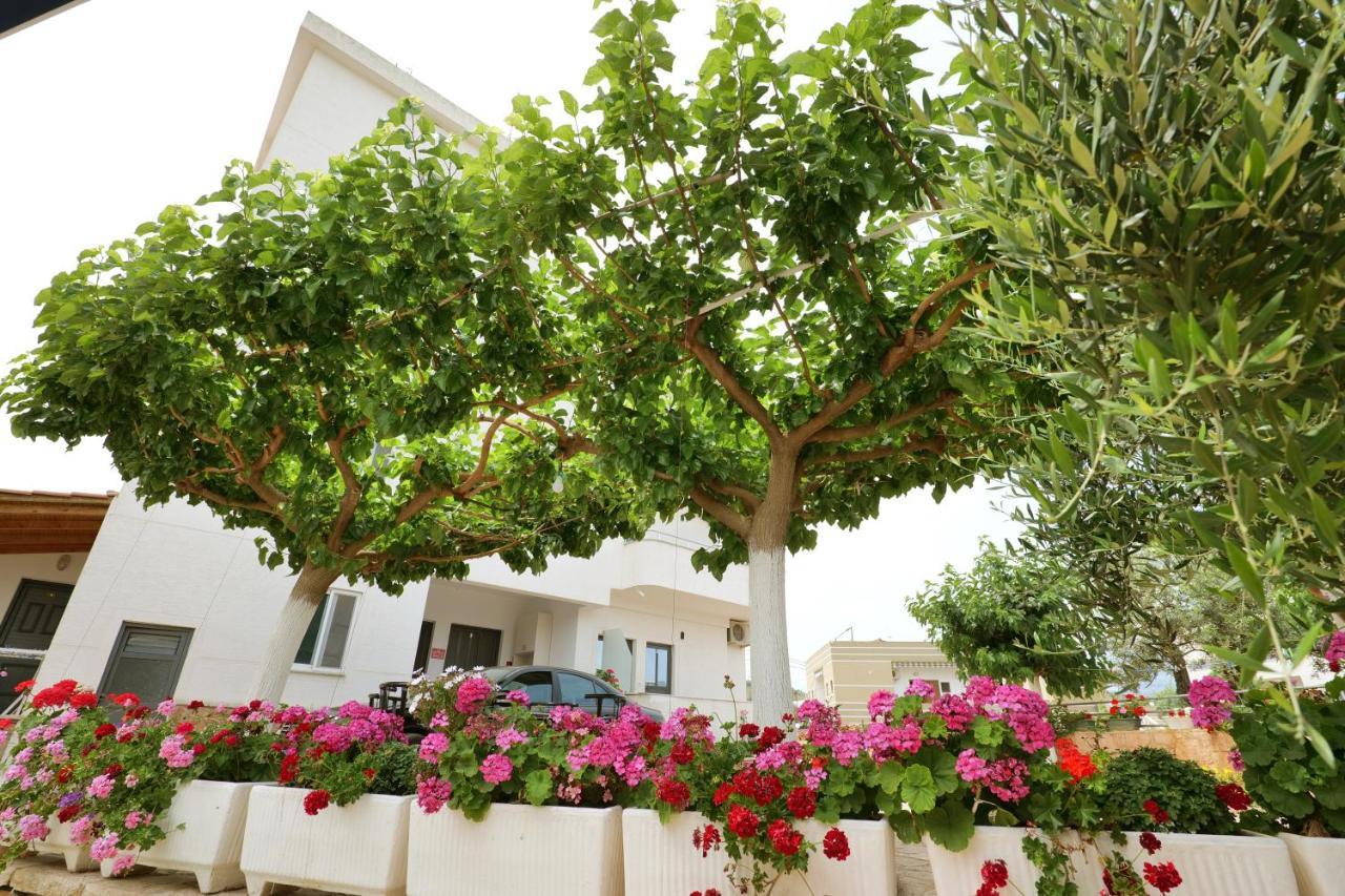 Guest House Gerard Ksamil Dış mekan fotoğraf
